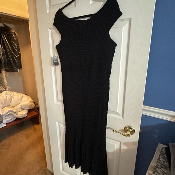 NWT Gorgeous Black knitted/lined Torrid MIDI Dress - Picture 11 of 14